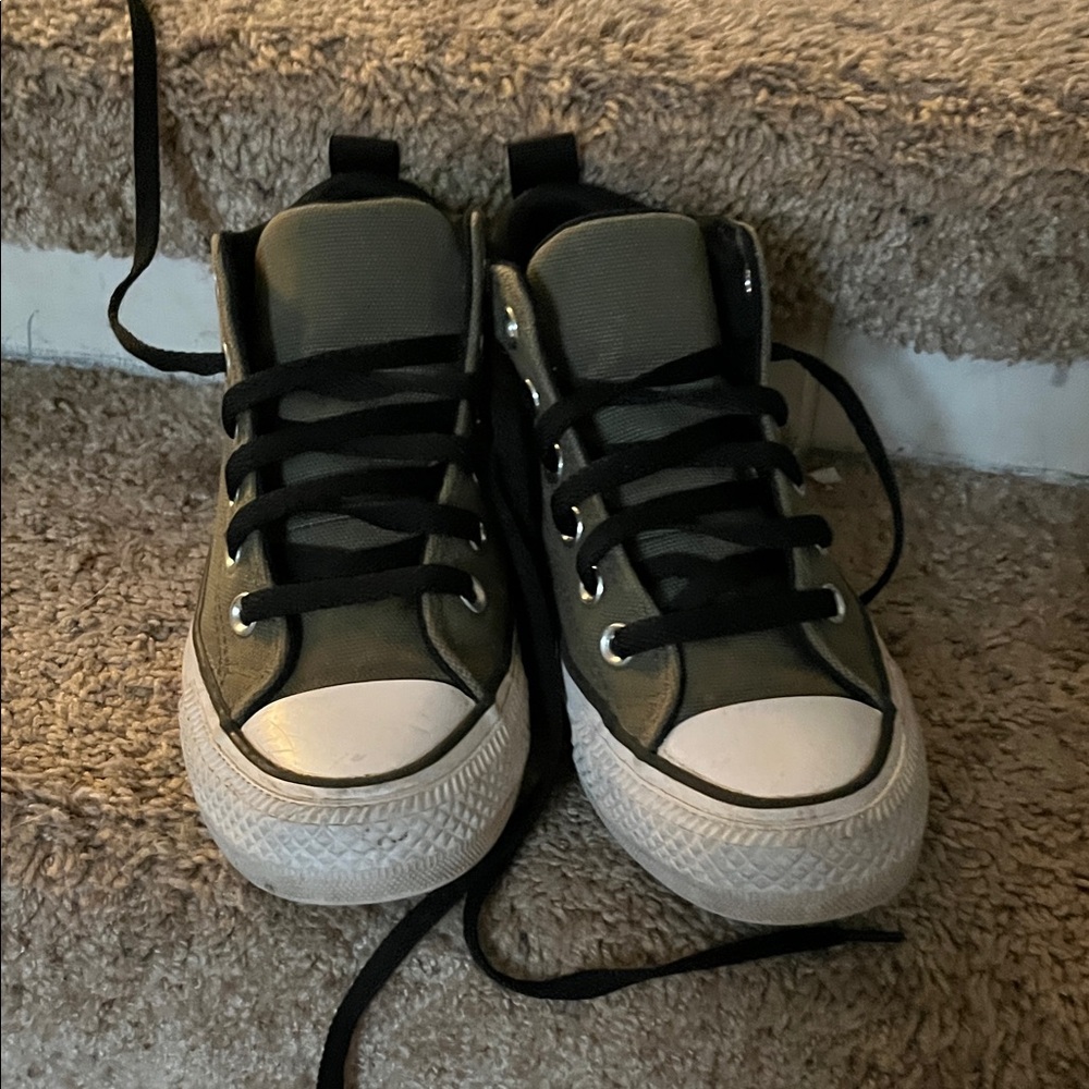 Olive green converse all star shoes